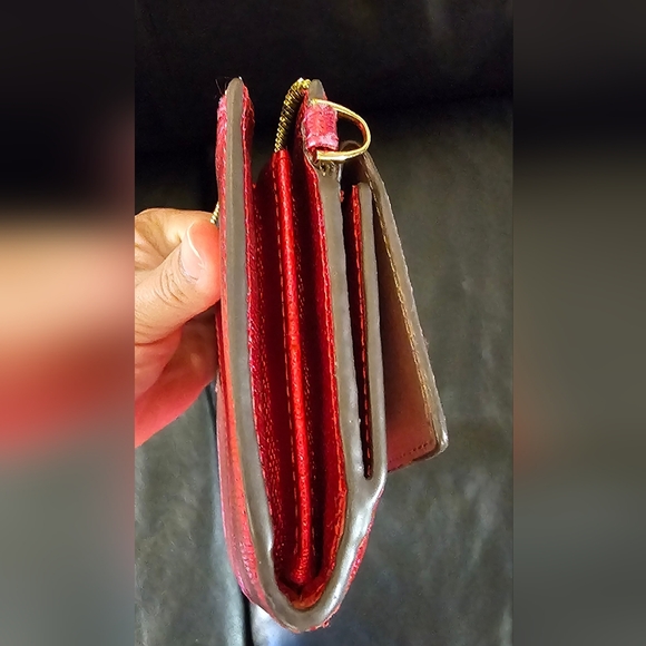 Lodis Metallic Hot Pink Leather Clutch Wallet Minor Callouts See Pics - Picture 9 of 16